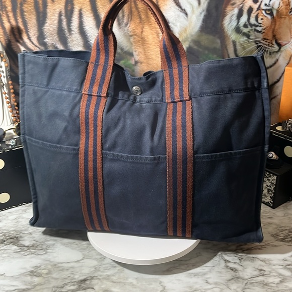 HERMES Fourre Tout MM Tote Bag Handbag Canvas Blue And Burgundy in GUC. - Picture 2 of 16